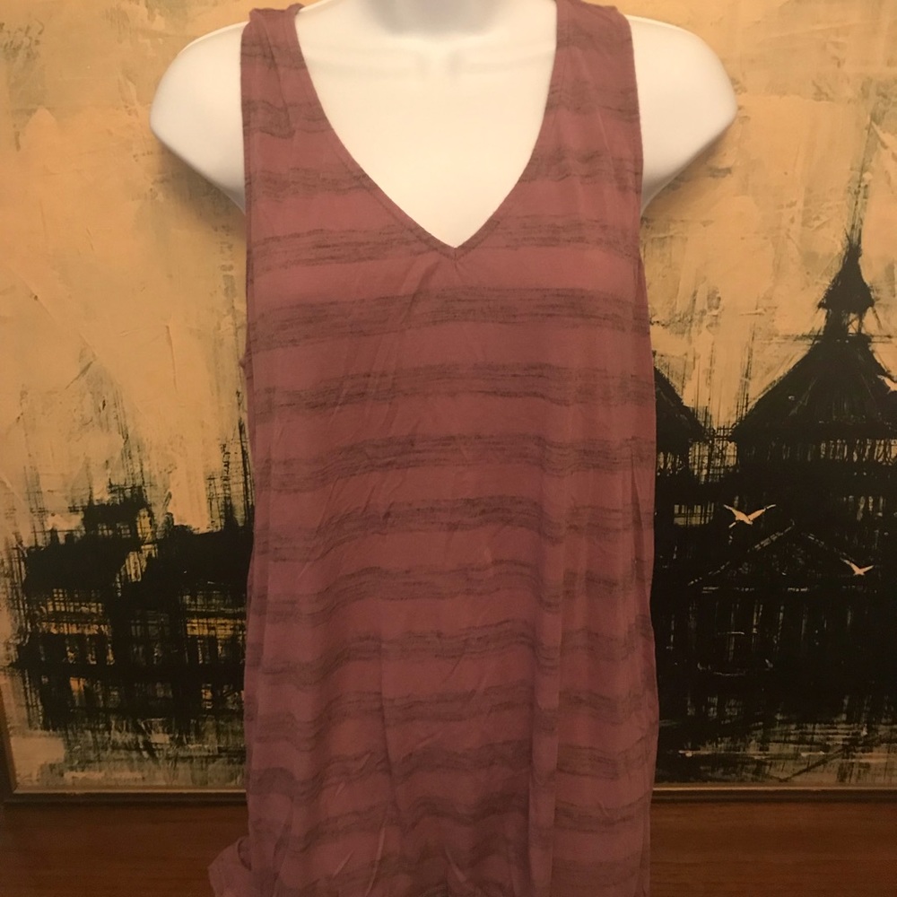 Soft flowy tank